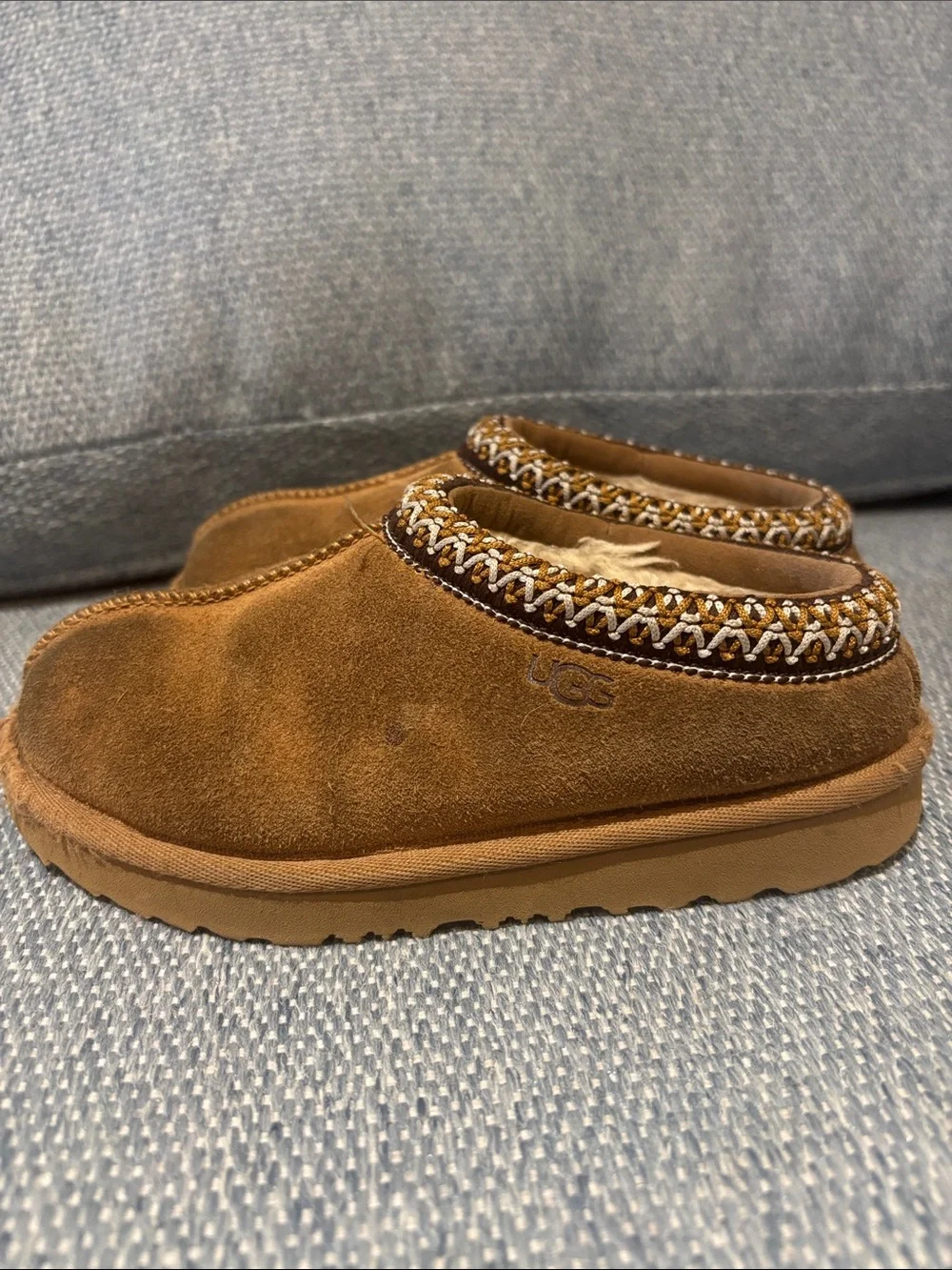 Ugg Tasman II slippers! Child 12